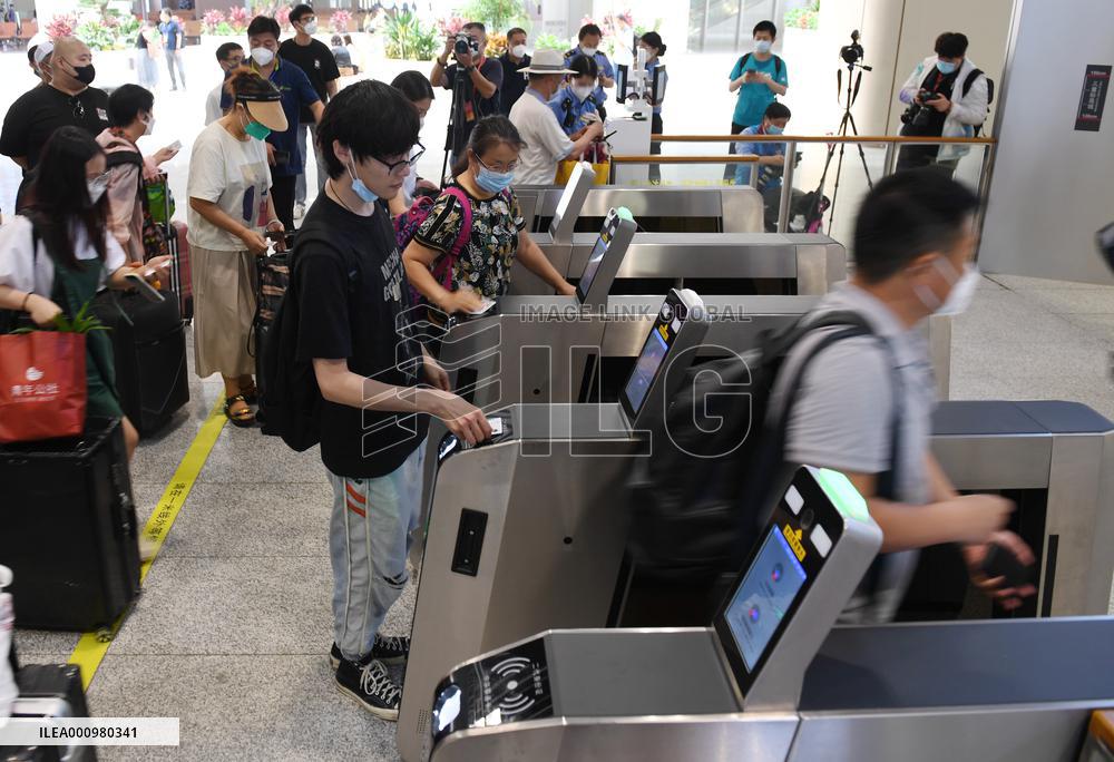CHINA-BEIJING-FENGTAI RAILWAY STATION-OPERATION (CN)