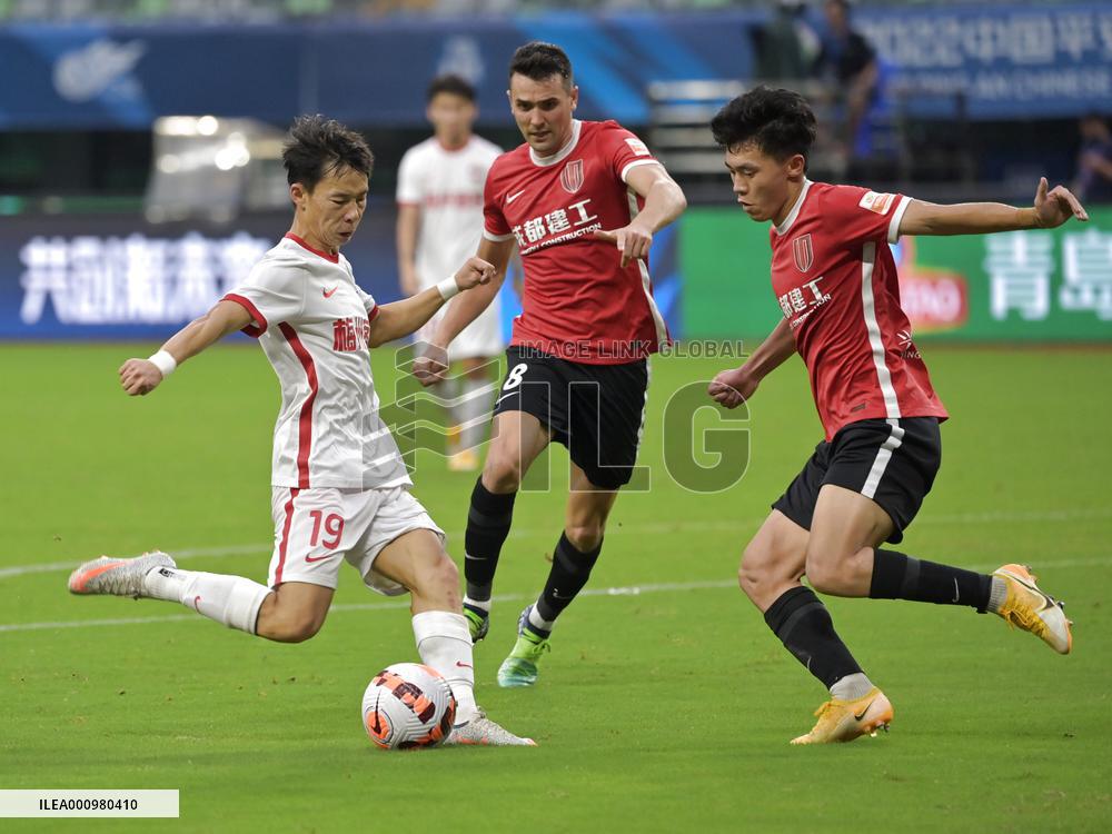 (SP)CHINA-MEIZHOU-FOOTBALL-CSL-CHENGDU VS MEIZHOU (CN)