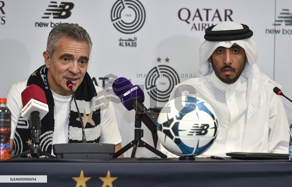 (SP)QATAR-DOHA-FOOBALL-JUAN MANUEL LILLO-CONTRACT