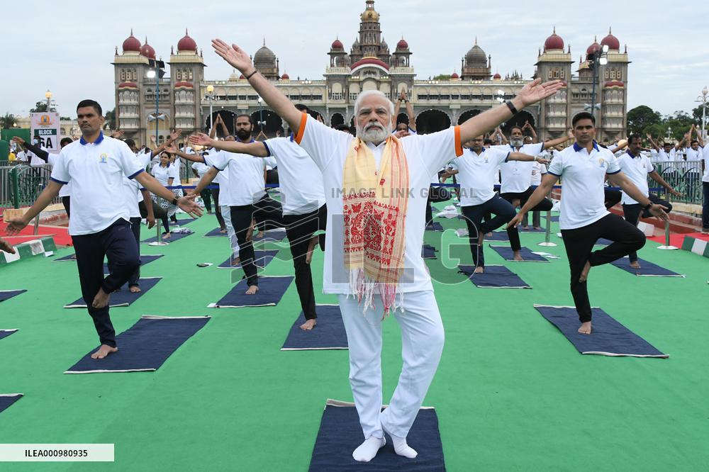 INDIA-MYSURU-PRIME MINISTER-INTERNATIONAL YOGA DAY