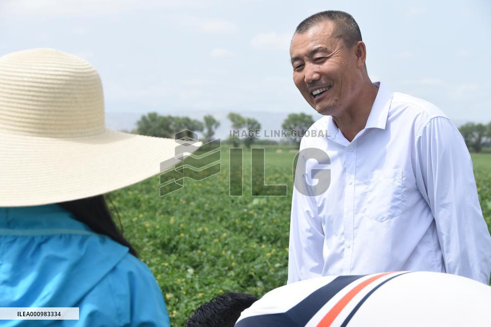 Xinhua Headlines: Xinjiang farmers indignant about being labeled by U.S. lies
