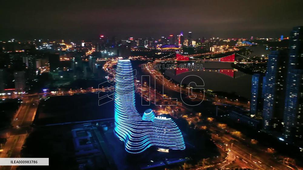 Night market brings vitality to economy in Nanning, China