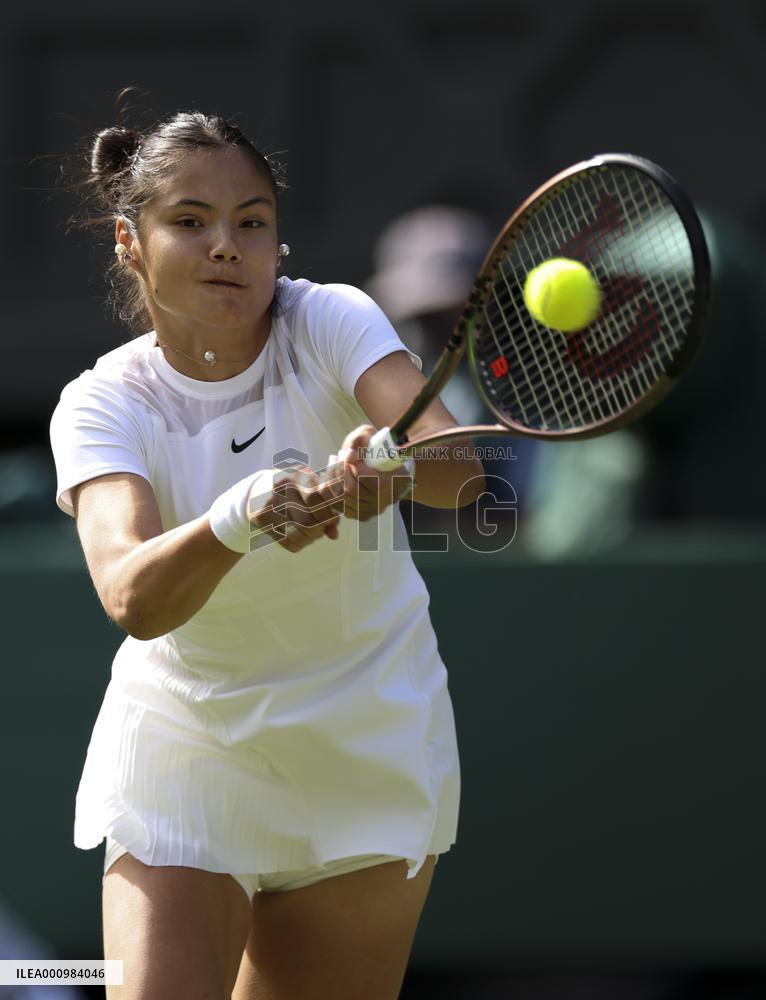 (SP)BRITAIN-LONDON-TENNIS-WIMBLEDON-DAY 1