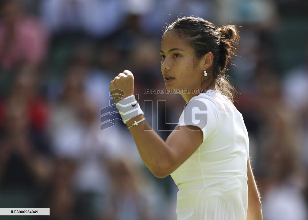 (SP)BRITAIN-LONDON-TENNIS-WIMBLEDON-DAY 1