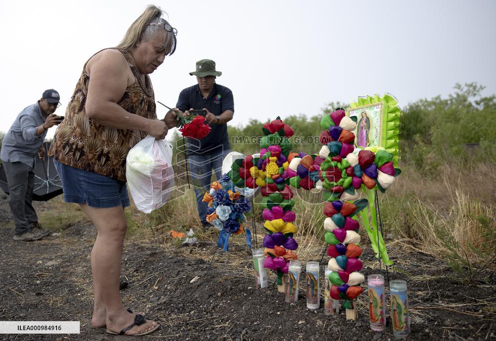 U.S.-TEXAS-SAN ANTONIO-MIGRANTS-VICTIM-MOURNING