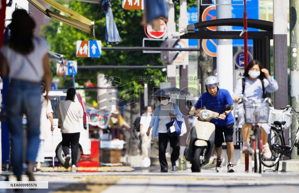 Hot weather in Japan