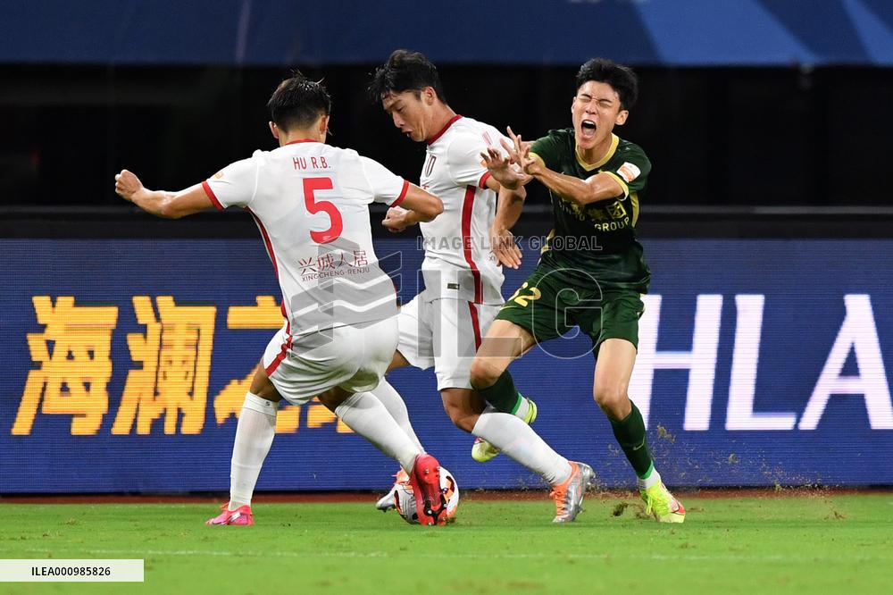 (SP)CHINA-MEIZHOU-FOOTBALL-CSL-BEIJING VS CHENGDU (CN)