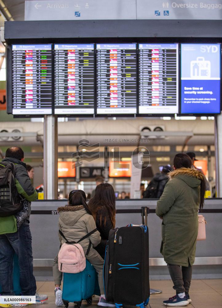 AUSTRALIA-SYDNEY-SCHOOL HOLIDAY-AIRLINES-PREPARATION