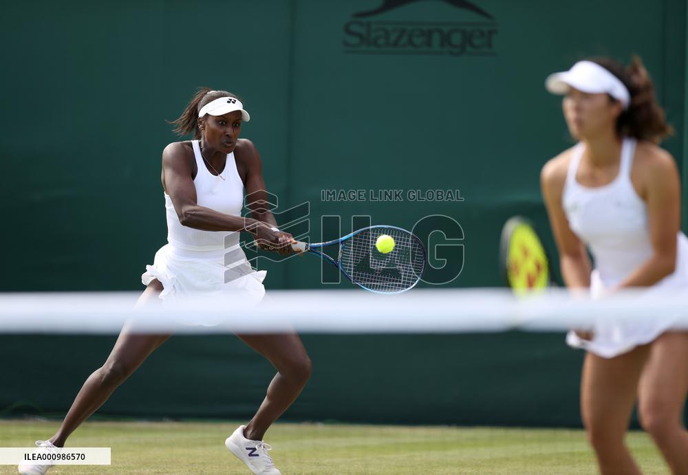 (SP)BRITAIN-LONDON-TENNIS-WIMBLEDON-WOMEN'S DOUBLES