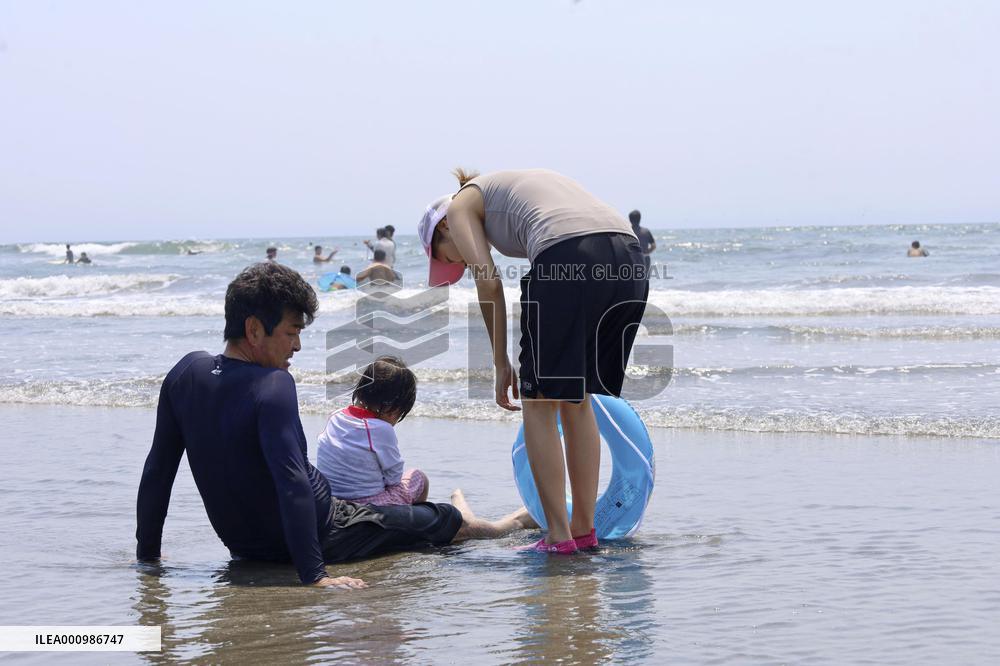Heatwave continues in Japan.