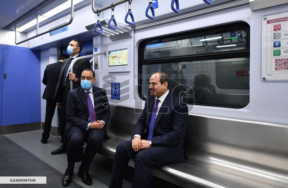 EGYPT-CAIRO-PRESIDENT-CHINA-MADE LRT-TRIAL RUNNING
