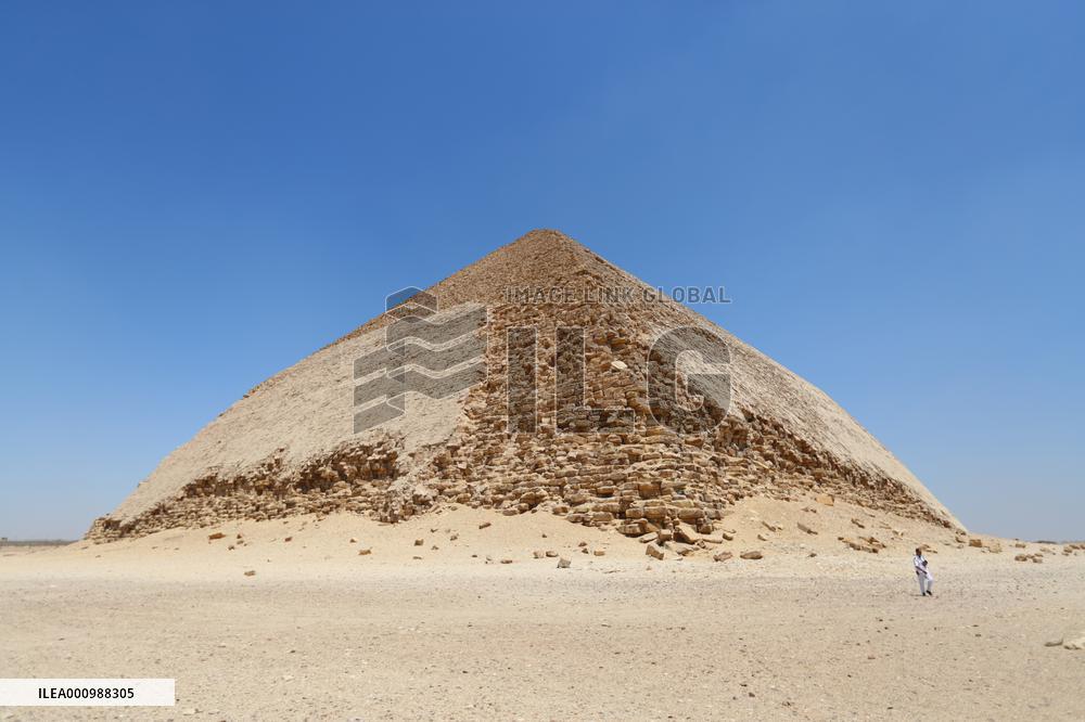 EGYPT-GIZA-BENT PYRAMID