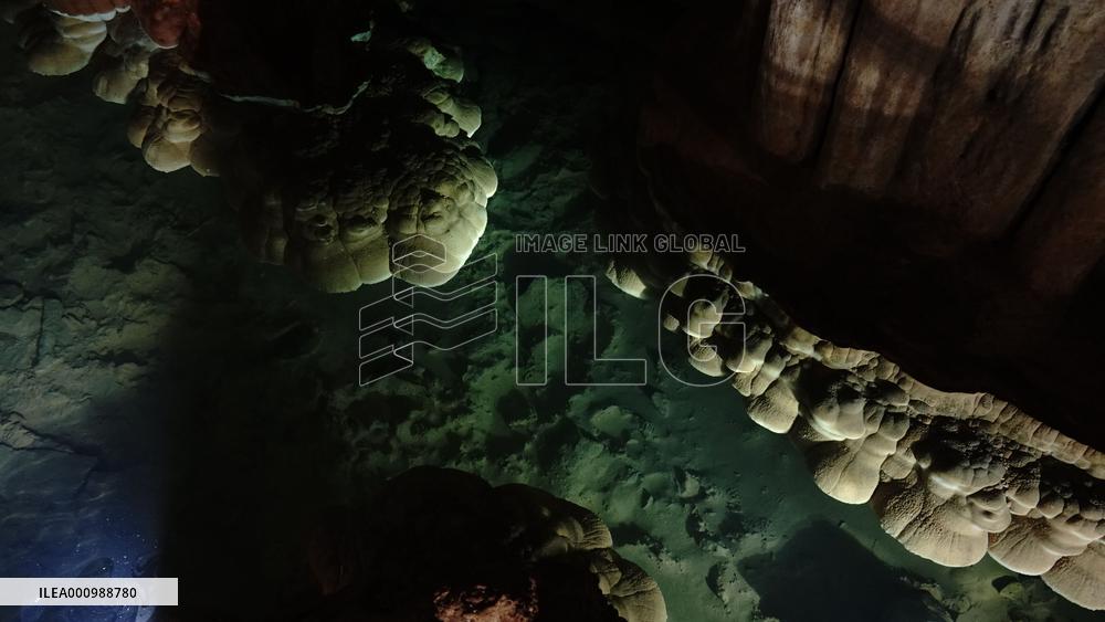 CHINA-GUANGXI-CAVE CLOUD (CN)