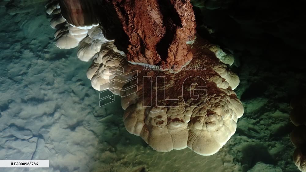 CHINA-GUANGXI-CAVE CLOUD (CN)