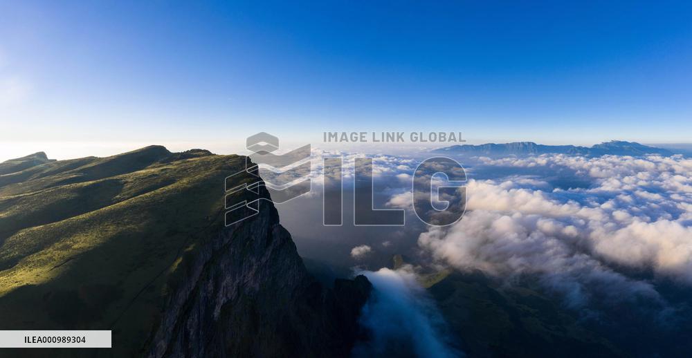 CHINA-SICHUAN-MOUNT LONGTOU-CLOUDS (CN)
