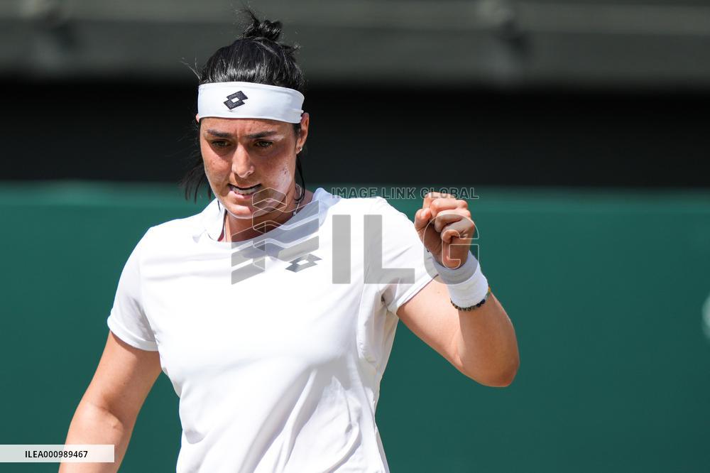 (SP)BRITAIN-LONDON-TENNIS-WIMBLEDON-WOMEN'S SINGLES-SEMIFINALS