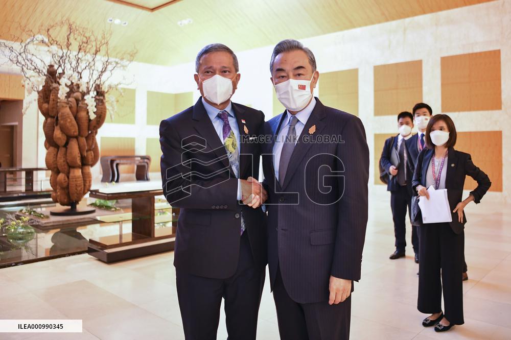 INDONESIA-BALI-CHINA-SINGAPORE-WANG YI-MEETING