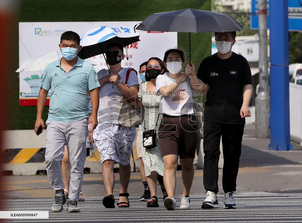 CHINA-SHANGHAI-HIGH TEMPERATURE-ALERT (CN)