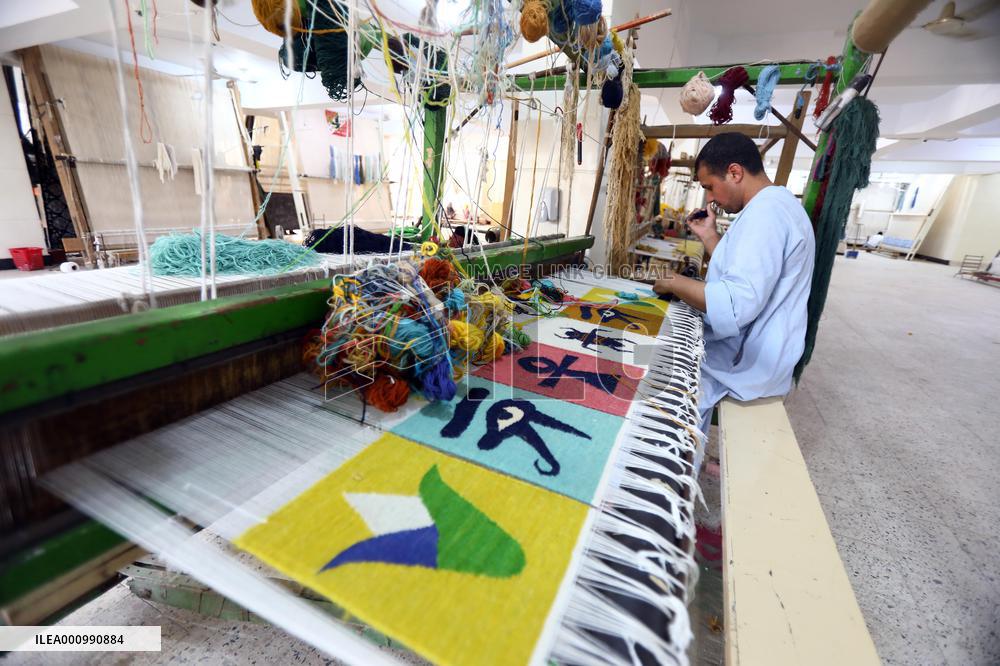 EGYPT-GIZA-HANDMADE CARPET SCHOOL