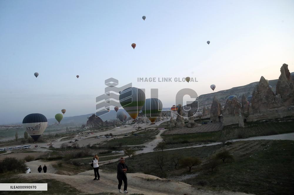 TURKEY-CAPPADOCIA-HOT-AIR BALLOONS