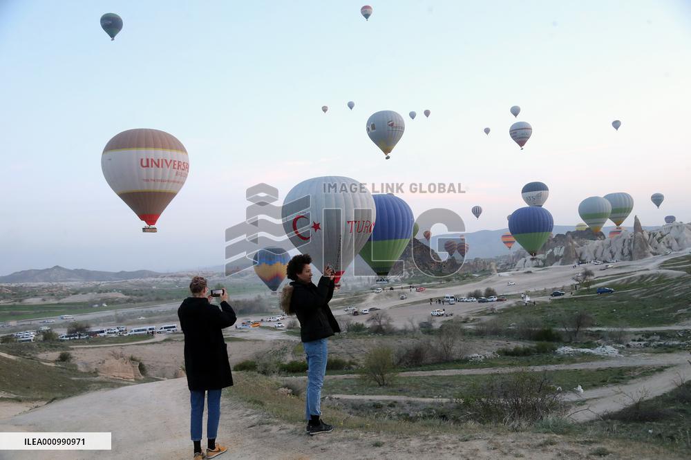 TURKEY-CAPPADOCIA-HOT-AIR BALLOONS