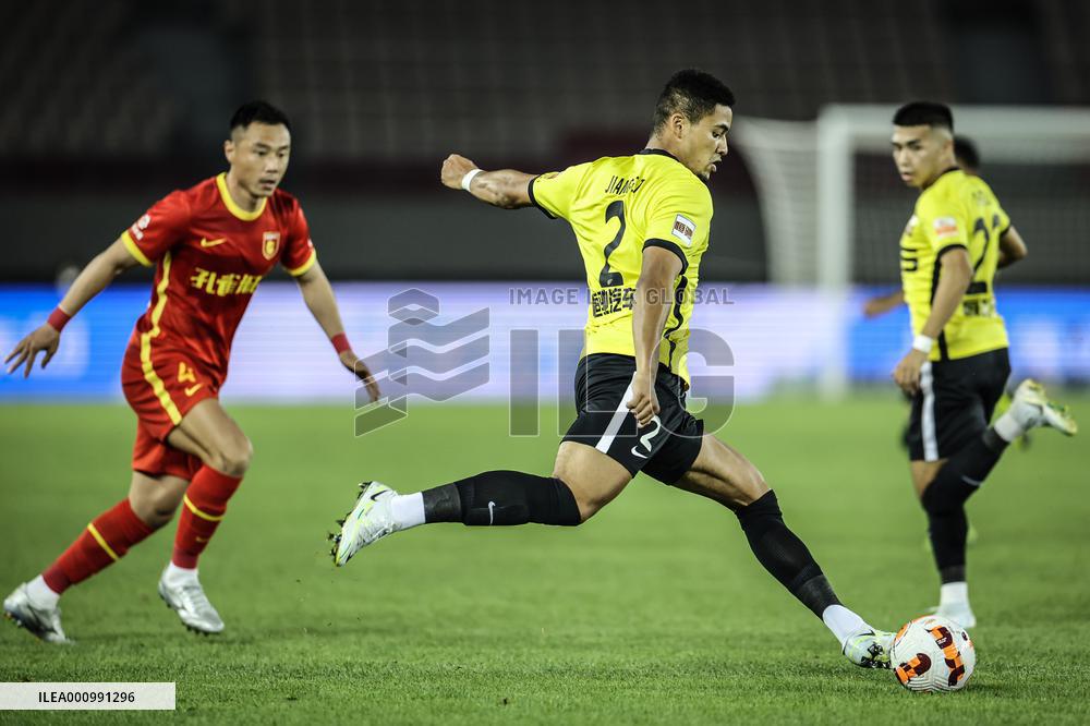 (SP)CHINA-DALIAN-FOOTBALL-CSL-HEBEI VS GUANGZHOU (CN)