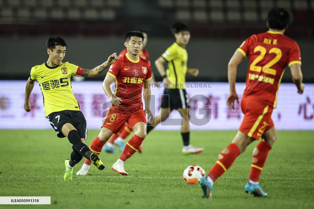 (SP)CHINA-DALIAN-FOOTBALL-CSL-HEBEI VS GUANGZHOU (CN)