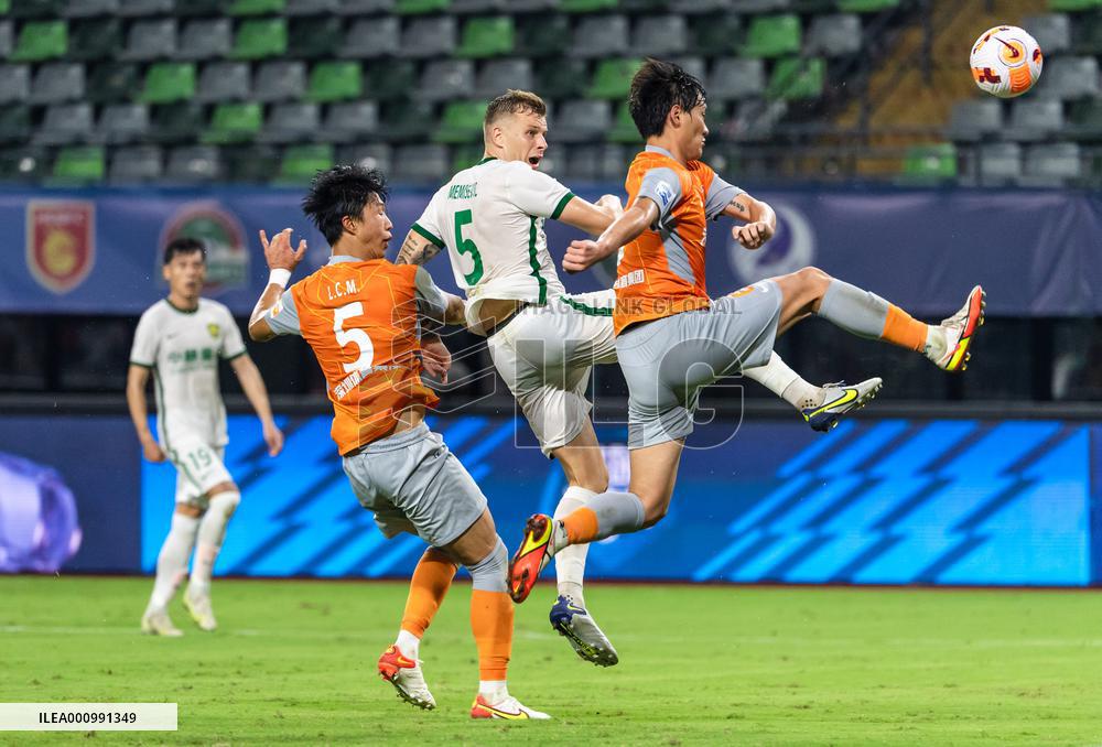 (SP)CHINA-MEIZHOU-FOOTBALL-CSL-BEIJING VS SHENZHEN(CN)