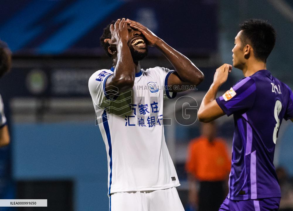 (SP)CHINA-MEIZHOU-FOOTBALL-CSL-TIANJIN VS CANGZHOU (CN)
