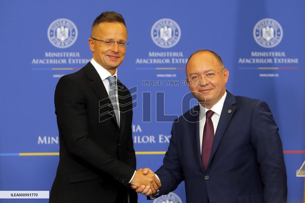 ROMANIA-BUCHAREST-HUNGARY-FMS-MEETING