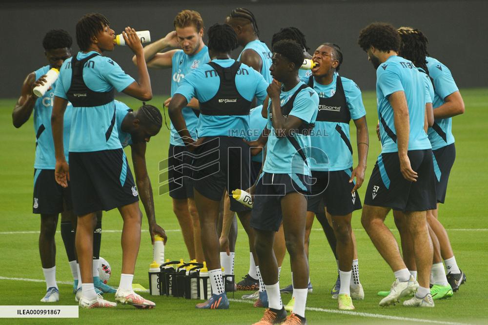 (SP)SINGAPORE-FOOTBALL-CRYSTAL PALACE FC-PRE-SEASON MATCH-TRAINING