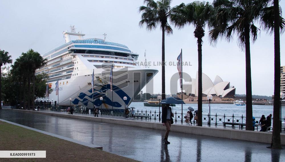 AUSTRALIA-SYDNEY-CRUISE SHIP-COVID-19
