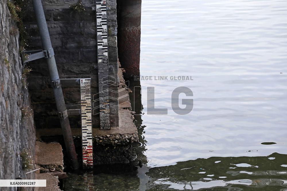 ITALY-LAKE COMO-LOW LEVEL