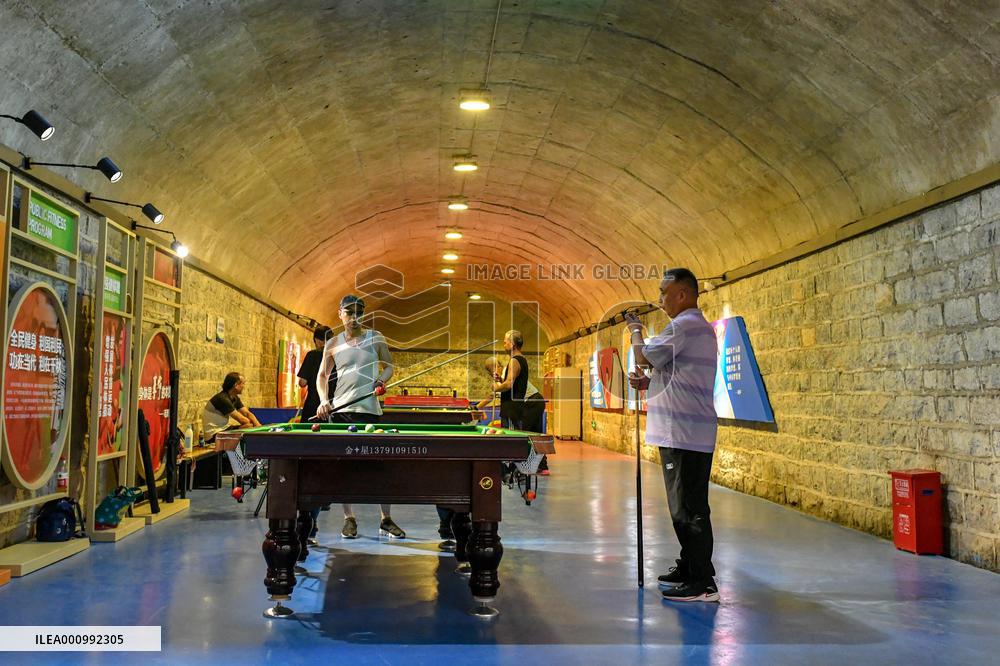 CHINA-SHANDONG-JINAN-AIR-RAID SHELTER-COOLING OFF (CN)