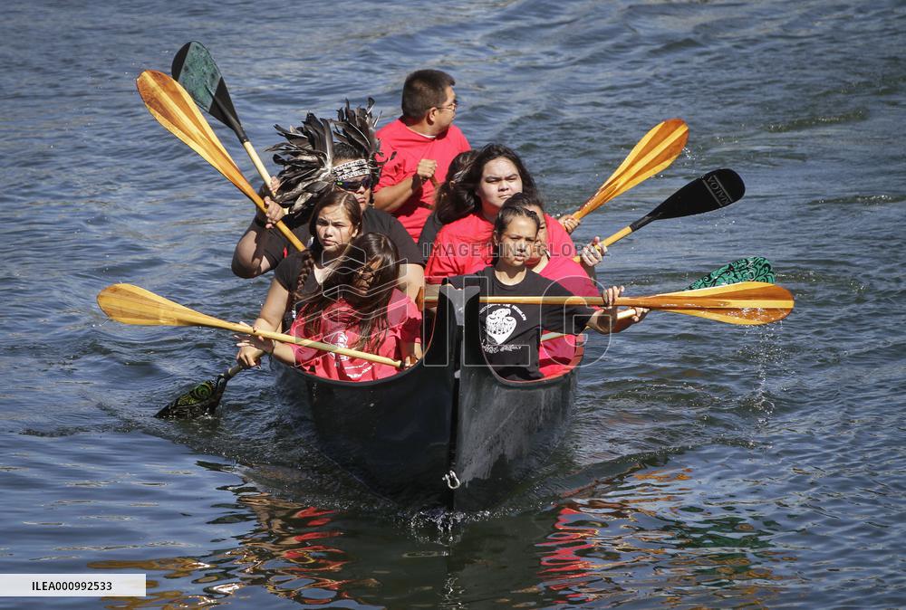 CANADA-VANCOUVER-EXHIBITION-SACRED JOURNEY-CANOE ARRIVAL CEREMONY