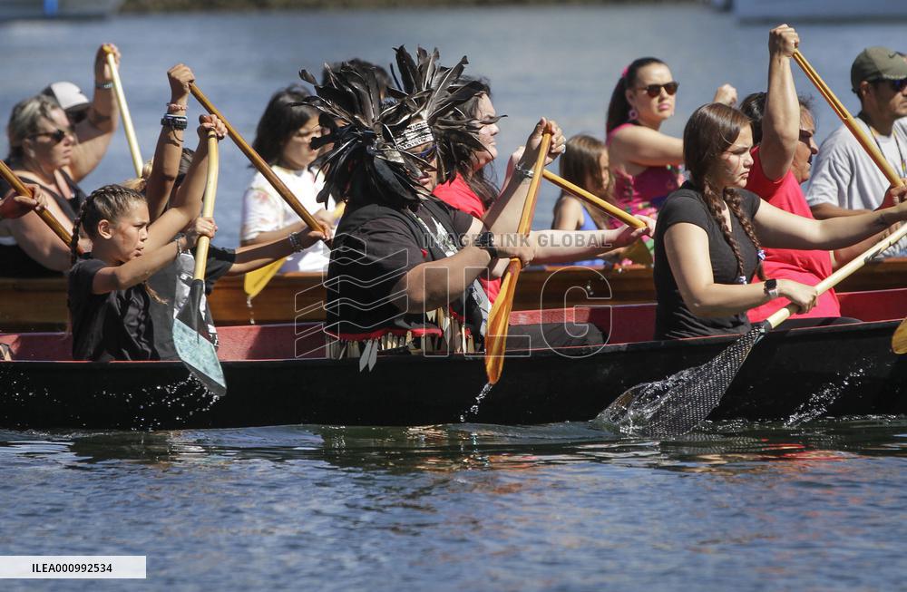 CANADA-VANCOUVER-EXHIBITION-SACRED JOURNEY-CANOE ARRIVAL CEREMONY