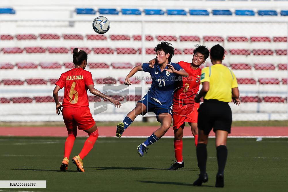 (SP)PHILIPPINES-MANILA-FOOTBALL-AFF WOMEN'S CHAMPIONSHIP-SEMIFINALS-THA VS MYA