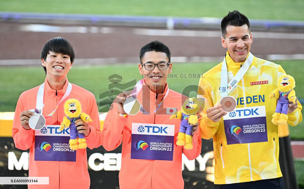(SP)U.S.-EUGENE-ATHLETICS-WORLD CHAMPIONSHIPS-MEN'S 20KM RACE WALK-AWARDING CEREMONY