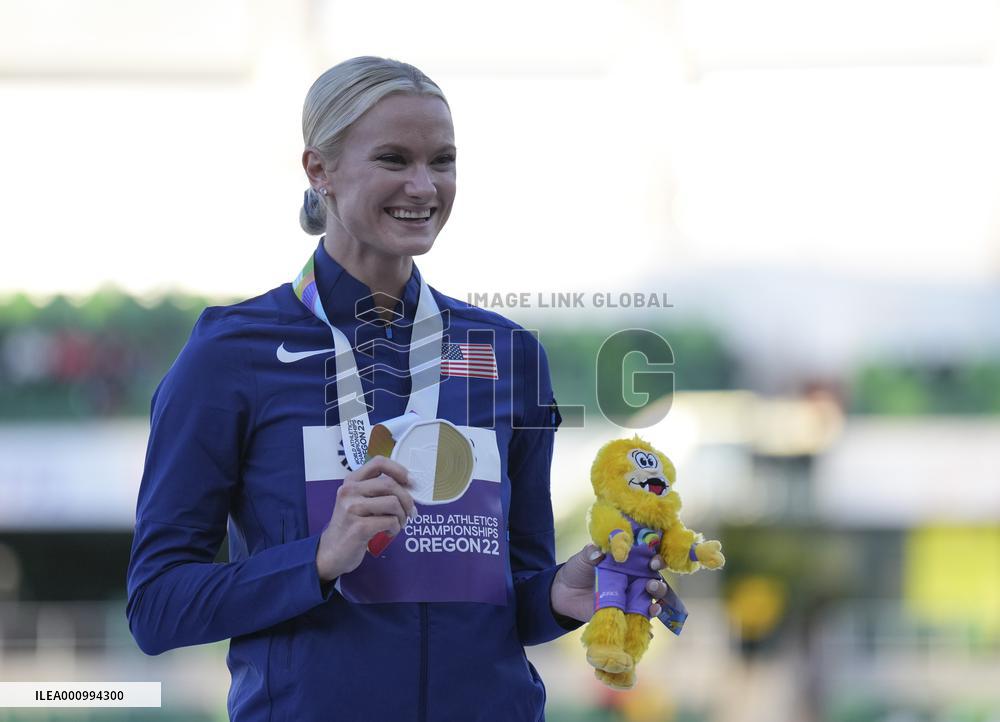 (SP)U.S.-EUGENE-ATHLETICS-WORLD CHAMPIONSHIPS-WOMEN'S POLE VAULT-AWARDING CEREMONY