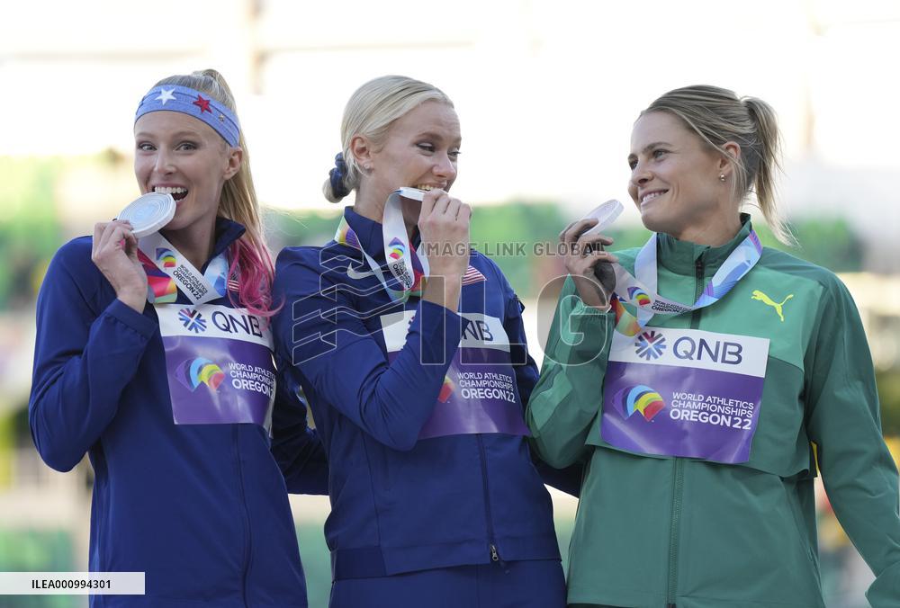 (SP)U.S.-EUGENE-ATHLETICS-WORLD CHAMPIONSHIPS-WOMEN'S POLE VAULT-AWARDING CEREMONY