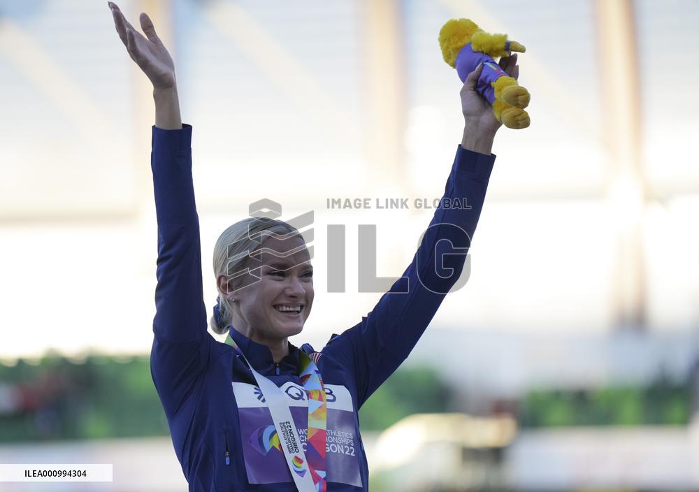 (SP)U.S.-EUGENE-ATHLETICS-WORLD CHAMPIONSHIPS-WOMEN'S POLE VAULT-AWARDING CEREMONY