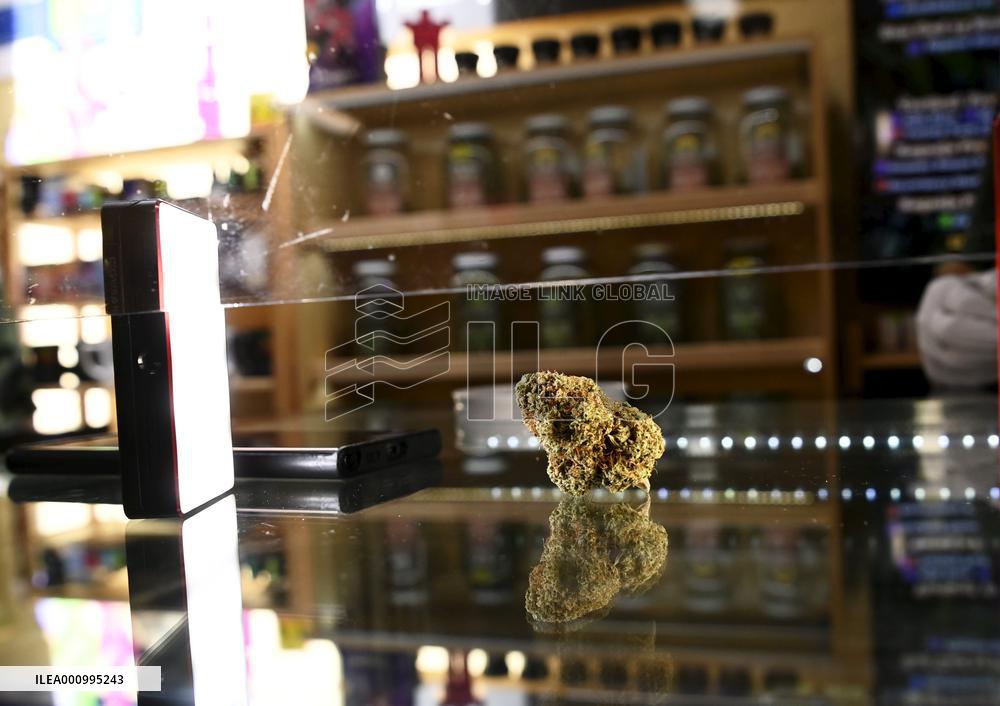 Cannabis store OG in Eugene