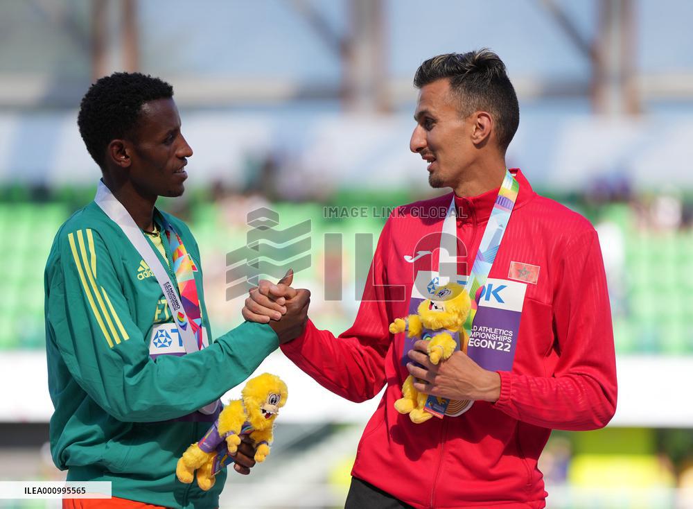 (SP)U.S.-EUGENE-ATHLETICS-WORLD CHAMPIONSHIPS-MEN'S 3000M STEEPLECHASE-AWARDING CEREMONY