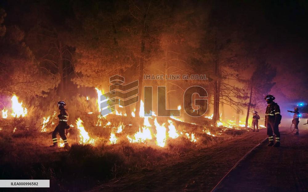 SPAIN-HEATWAVE-WILDFIRES