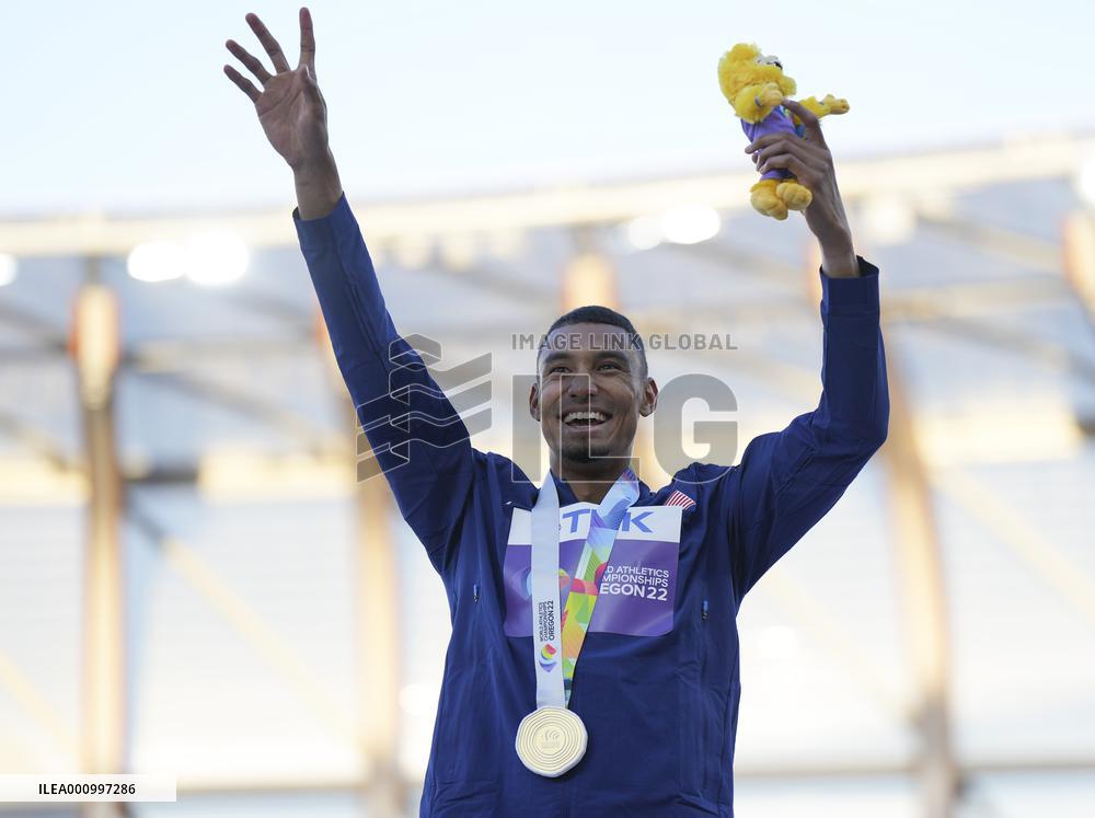 (SP)U.S.-EUGENE-ATHLETICS-WORLD CHAMPIONSHIPS-MEN'S 400M-AWARDING CEREMONY
