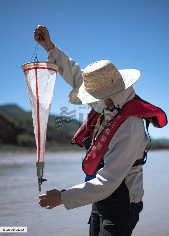 (EyesonSci)CHINA-QINGHAI-SCIENTIFIC EXPEDITION-YANGTZE HEADWATERS (CN)