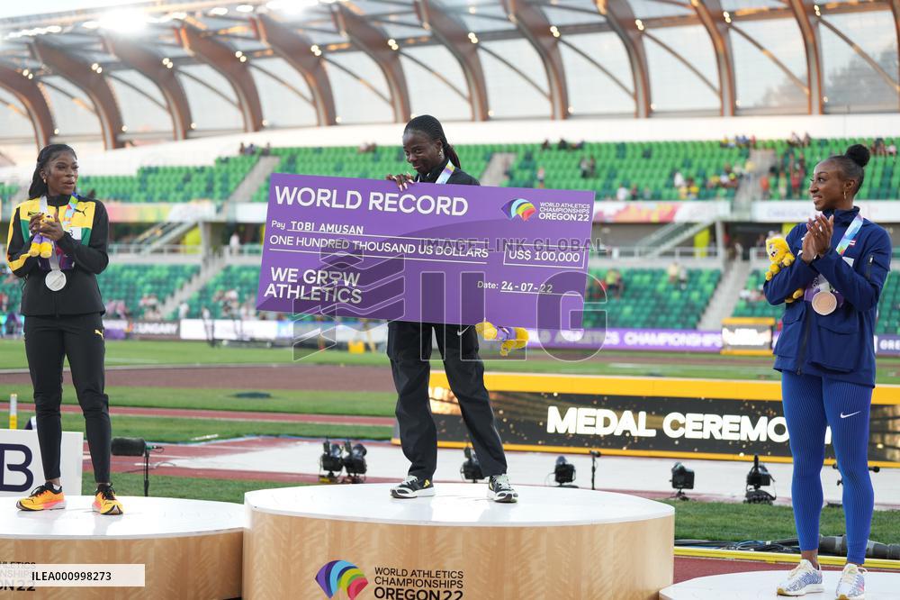 (SP)U.S.-EUGENE-ATHLETICS-WORLD CHAMPIONSHIPS-WOMEN'S 100M HURDLES