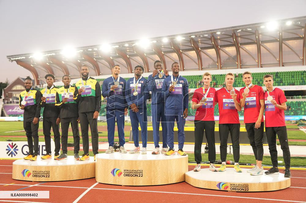 (SP)U.S.-EUGENE-ATHLETICS-WORLD CHAMPIONSHIPS-MEN'S 4X400M RELAY-AWARDING CEREMONY