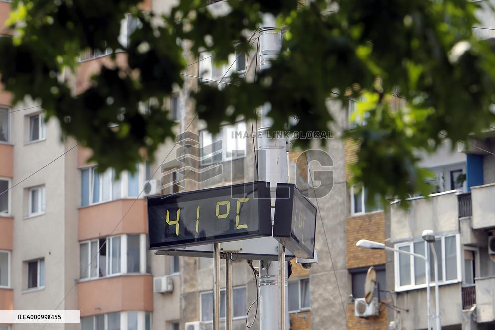 ROMANIA-BUCHAREST-HEATWAVE