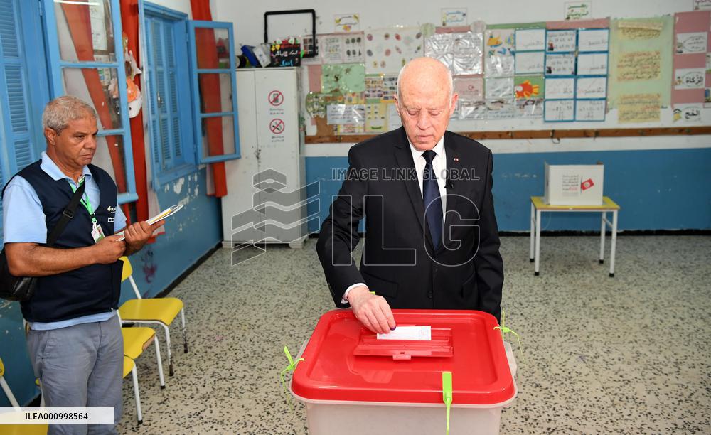 TUNISIA-TUNIS-CONSTITUTIONAL REFERENDUM